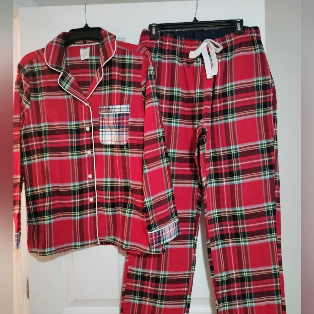 Lands' End Woman's 2 Piece Red Plaid Flannel Pajamas Size Medium